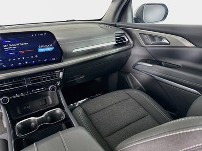 2025 Chevrolet Traverse FWD LT