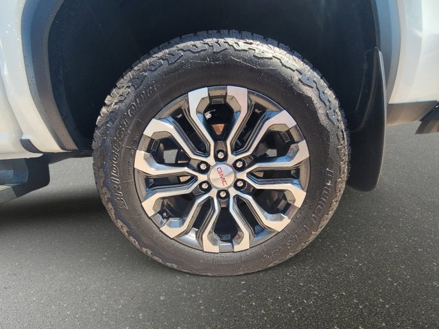 2024 GMC Canyon Denali