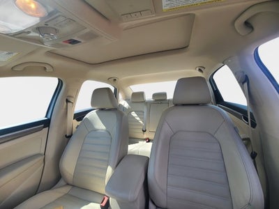 2017 Volkswagen Passat SEL Premium