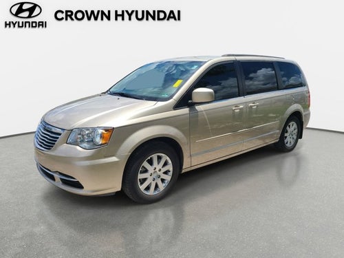 2016 Chrysler Town & Country LX