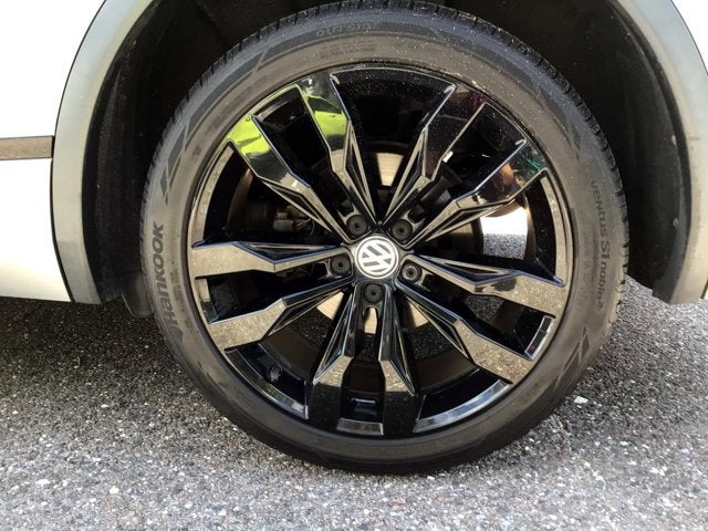 2021 Volkswagen Tiguan 2.0T SE R-Line Black