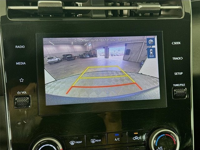 2024 Hyundai Santa Cruz SE