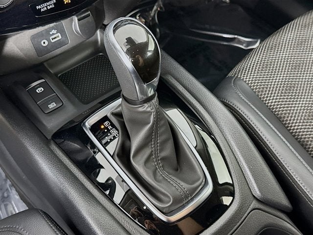 2022 Nissan Rogue Sport SV