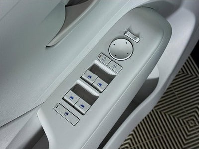 2024 Hyundai Kona SE