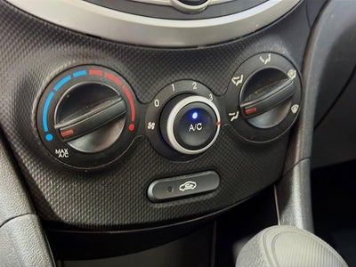 2012 Hyundai Accent GS