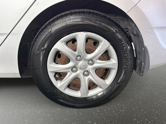 2012 Hyundai Accent GS