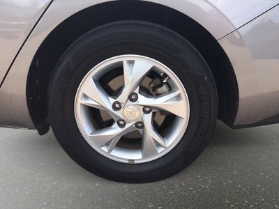 2021 Hyundai Elantra SE