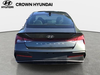 2025 Hyundai Elantra SEL Sport