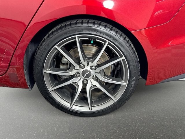 2020 Genesis G70 2.0T