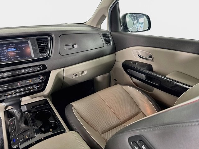2017 Kia Sedona SX