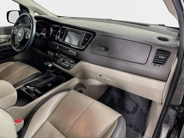2017 Kia Sedona SX