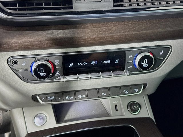 2022 Audi Q5 45 S line Premium