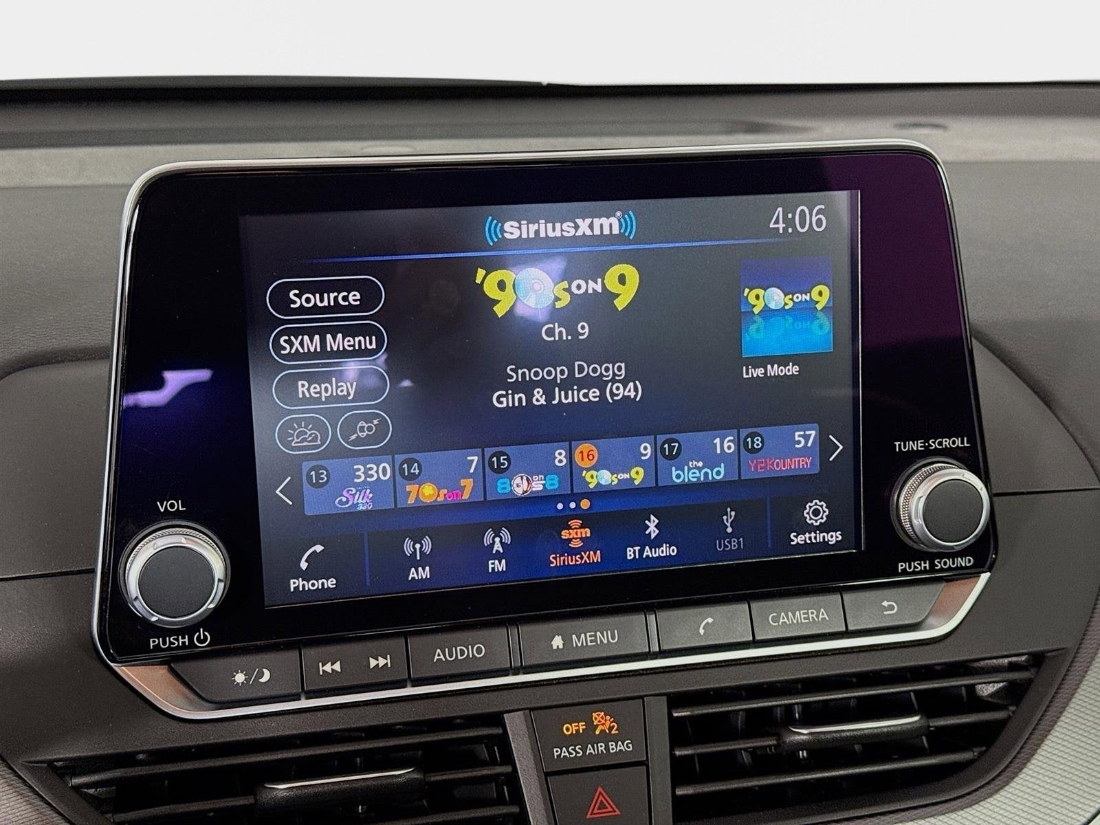 2025 Nissan Altima SR