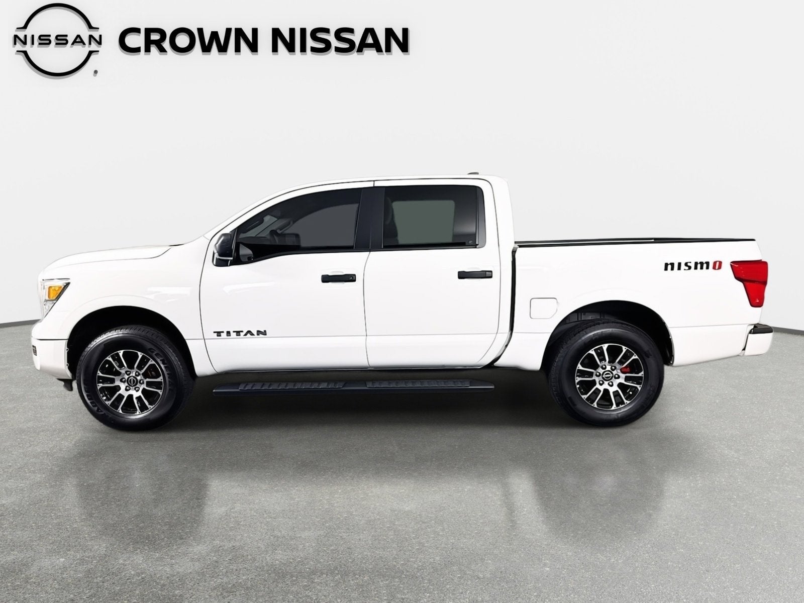 2024 Nissan Titan SV