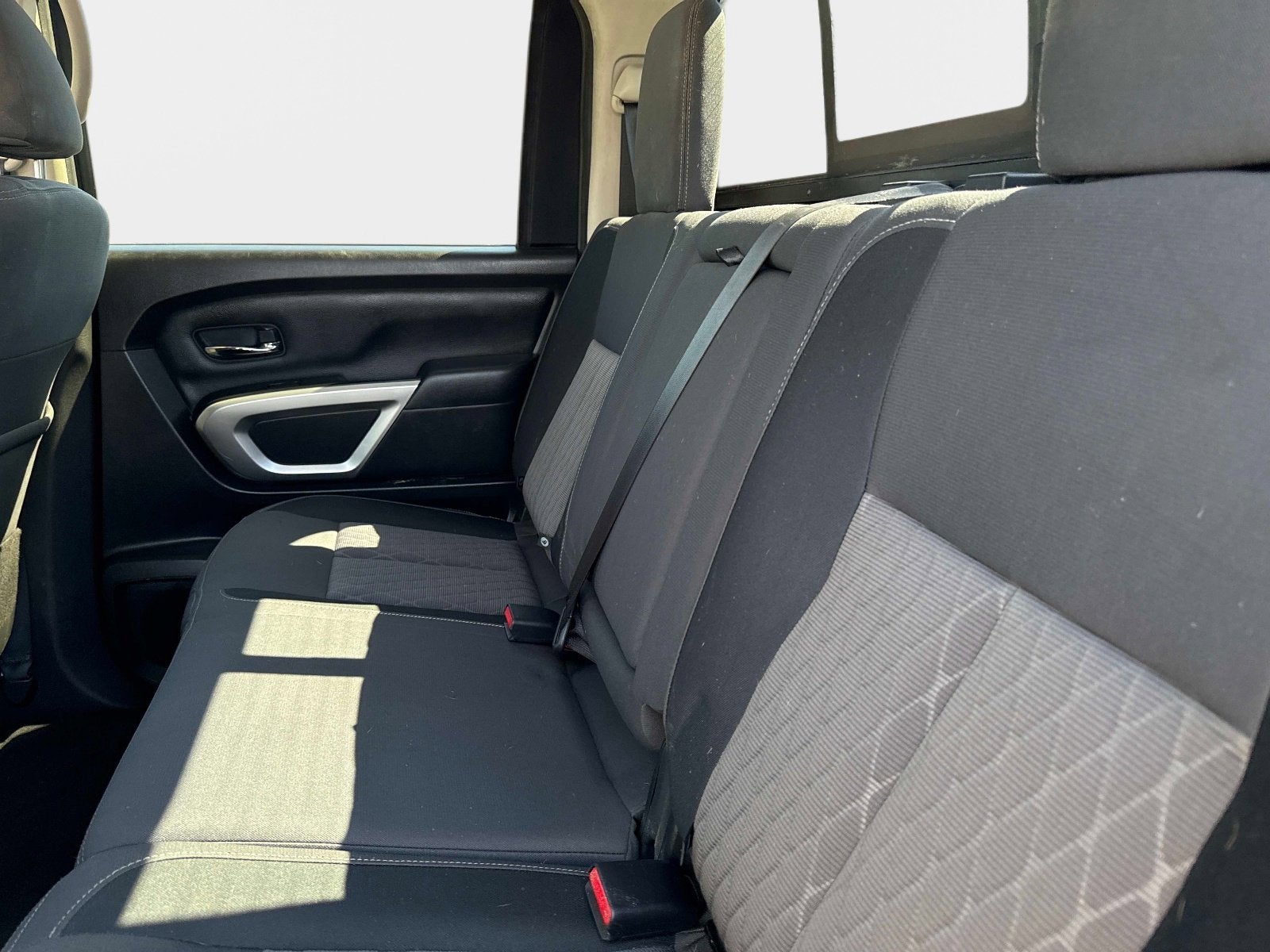 2024 Nissan Titan XD SV