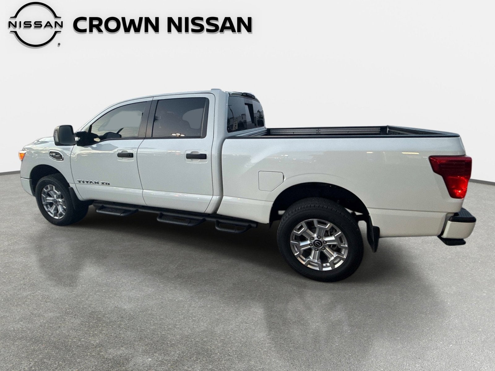 2024 Nissan Titan XD SV