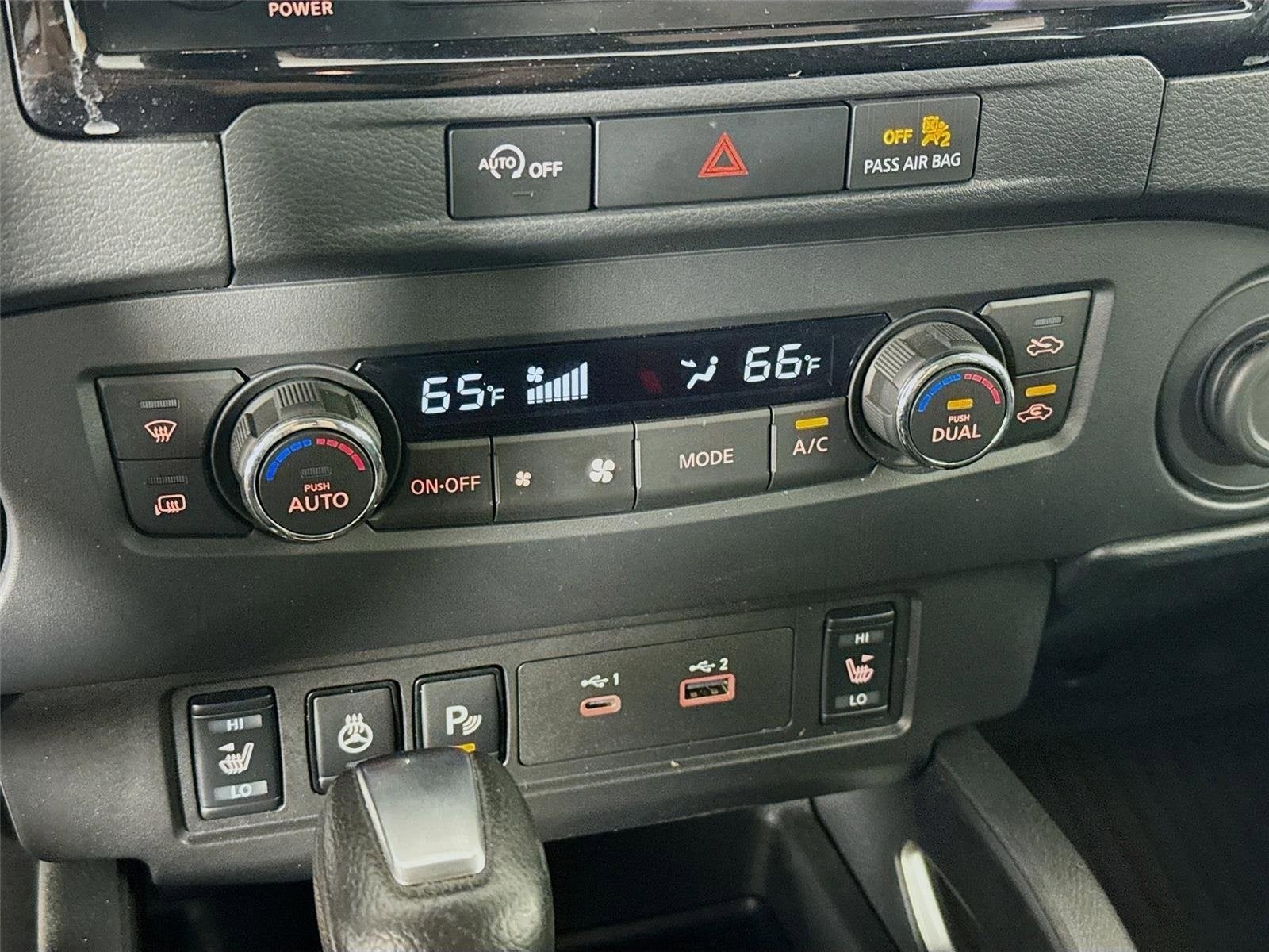 2024 Nissan Frontier SV