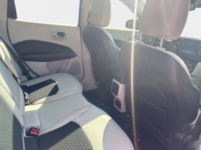 2018 Jeep Compass Latitude w/Sun/Wheel Pkg