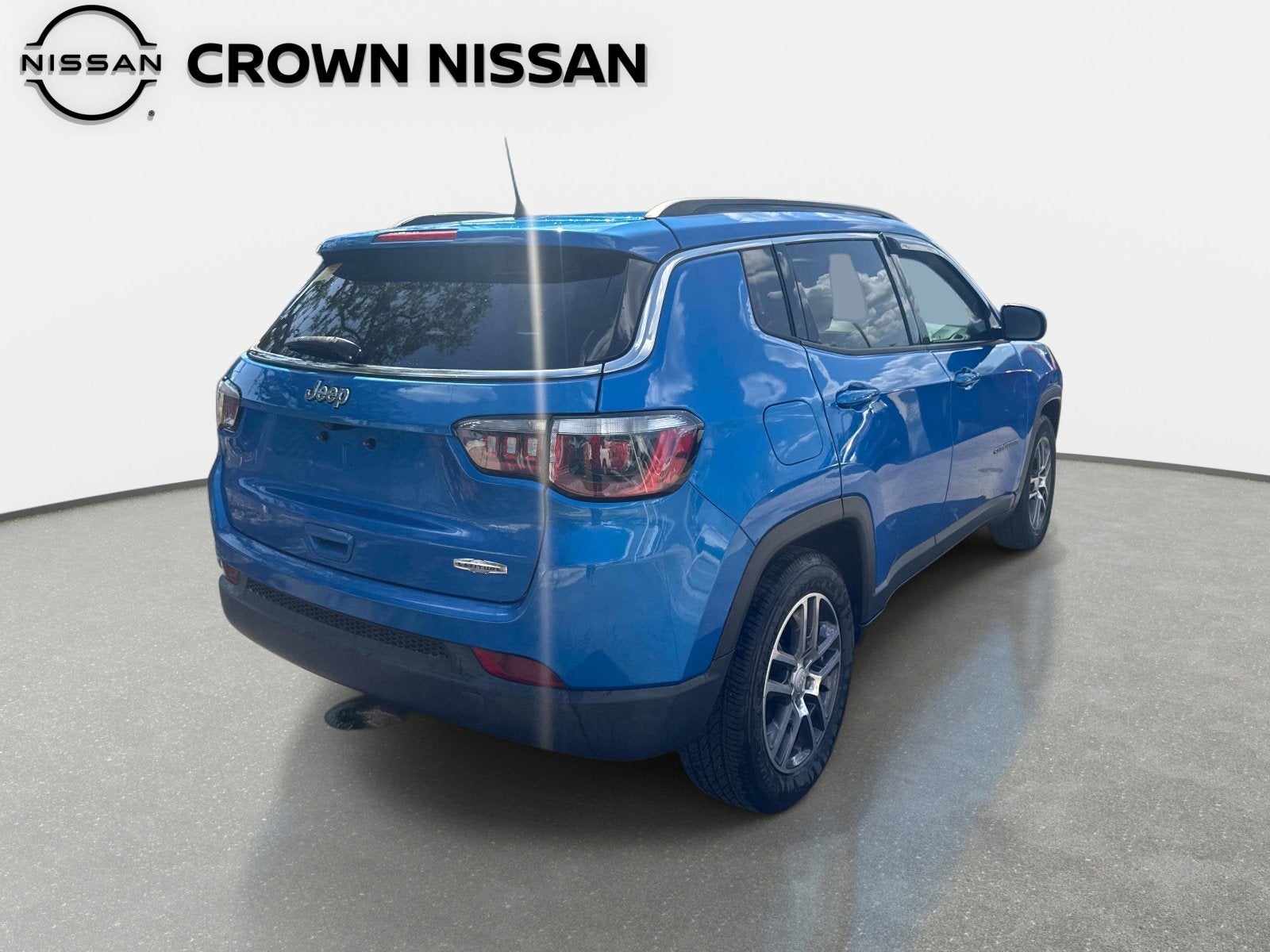 2018 Jeep Compass Latitude w/Sun/Wheel Pkg