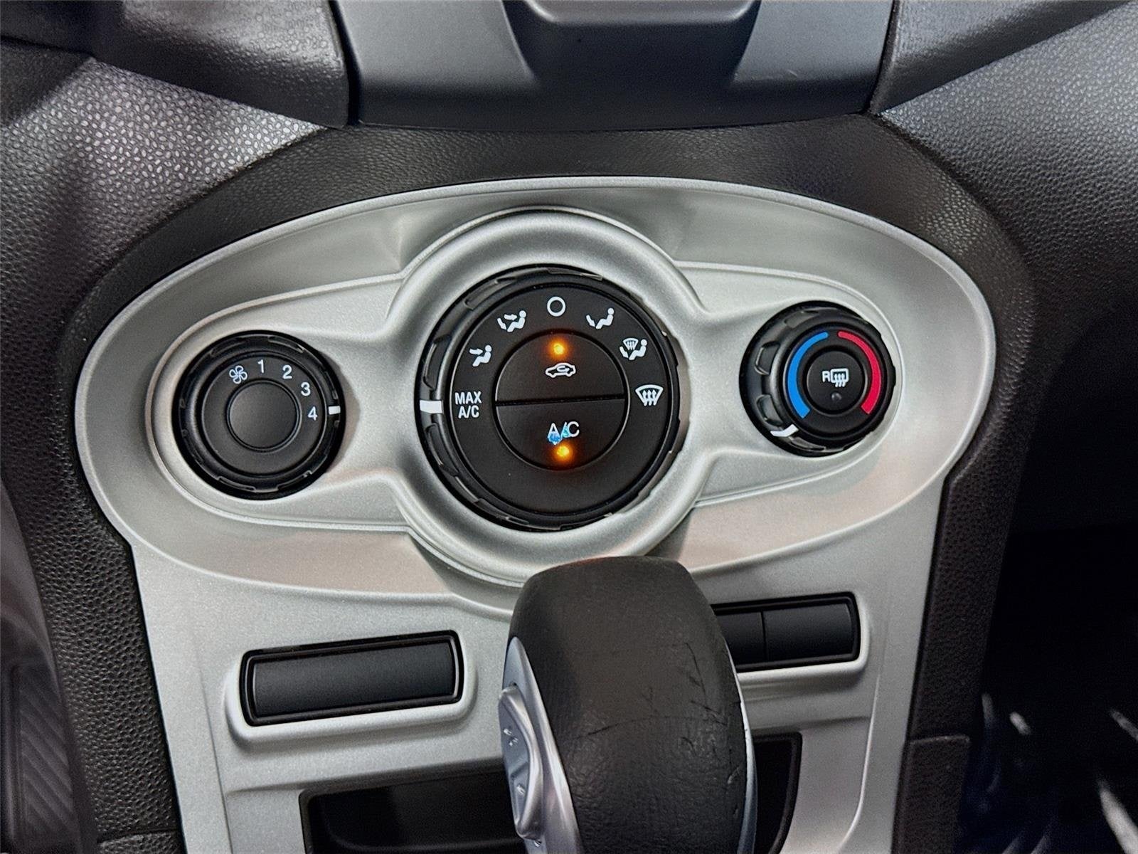 2014 Ford Fiesta SE
