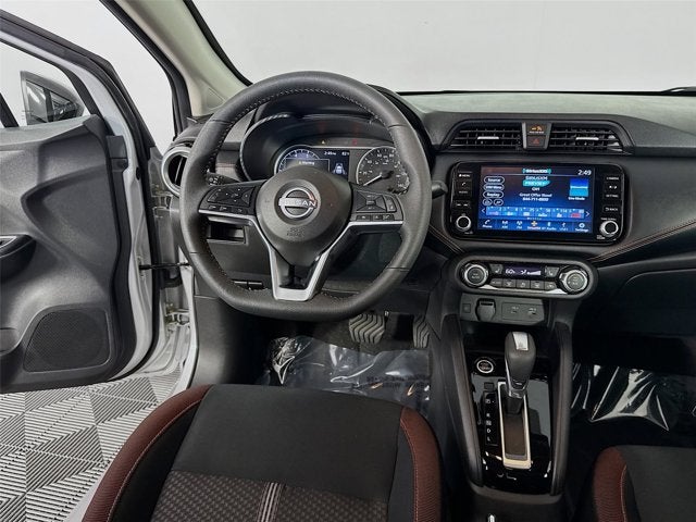 2025 Nissan Versa SR