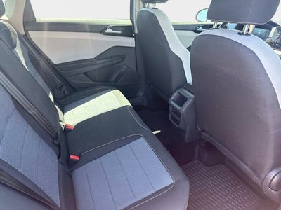 2025 Volkswagen Taos S