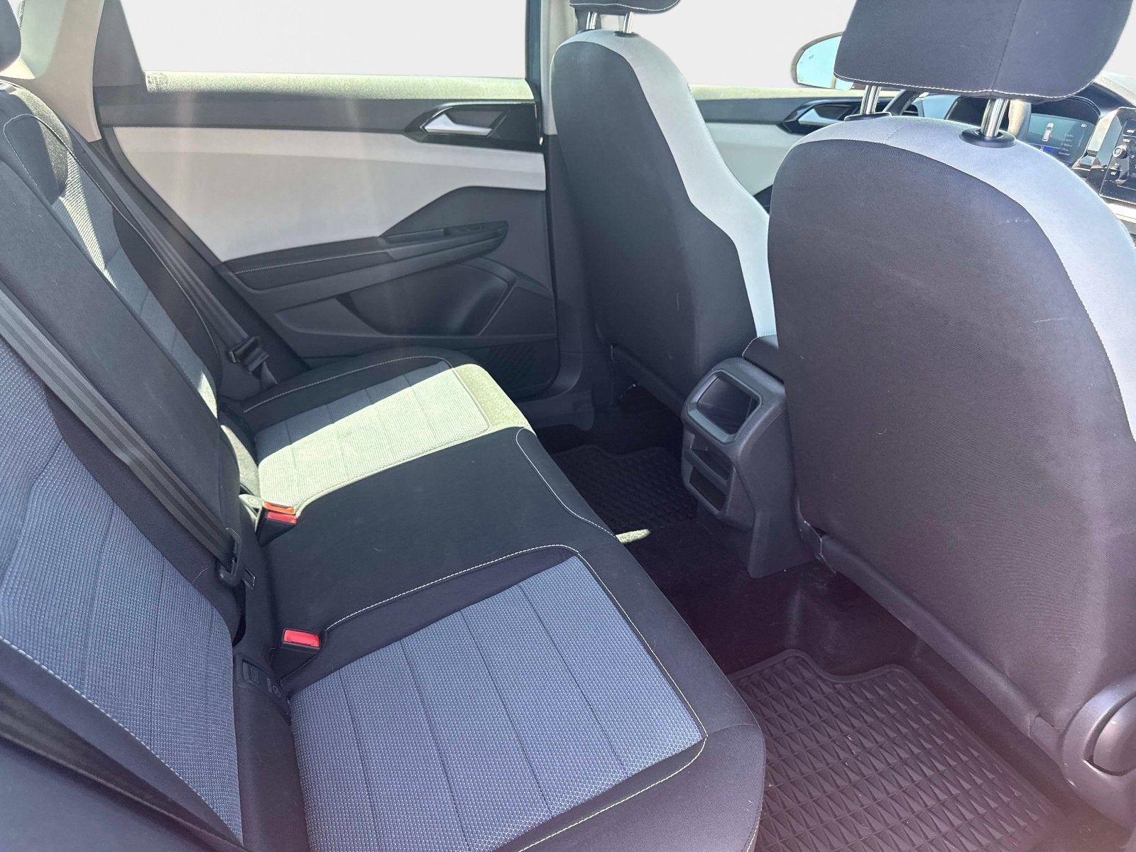 2025 Volkswagen Taos S