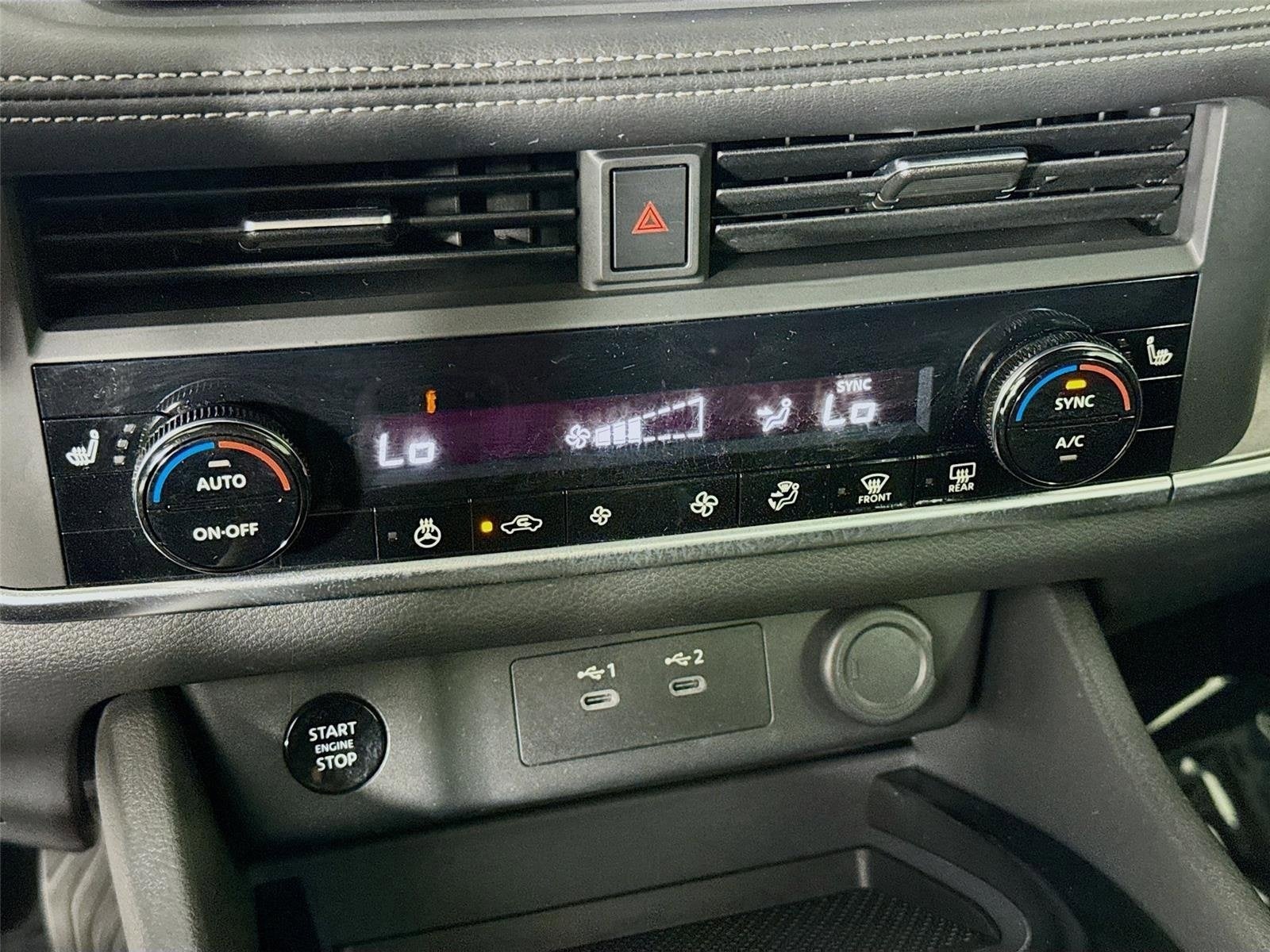 2025 Nissan Rogue SV