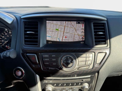 2020 Nissan Pathfinder SL