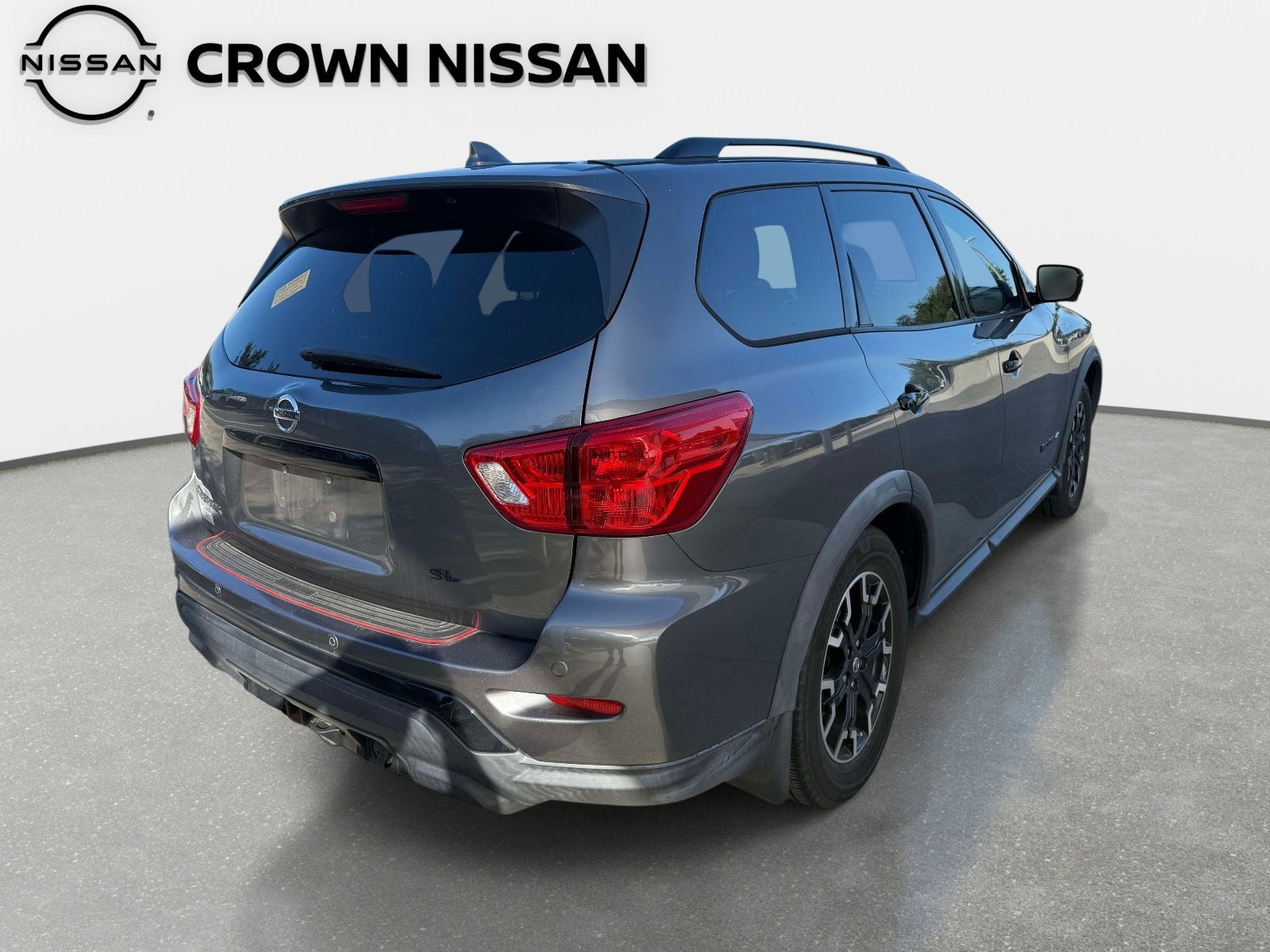 2020 Nissan Pathfinder SL