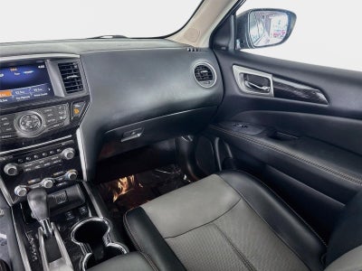 2020 Nissan Pathfinder SL