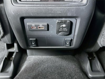 2020 Nissan Pathfinder SL