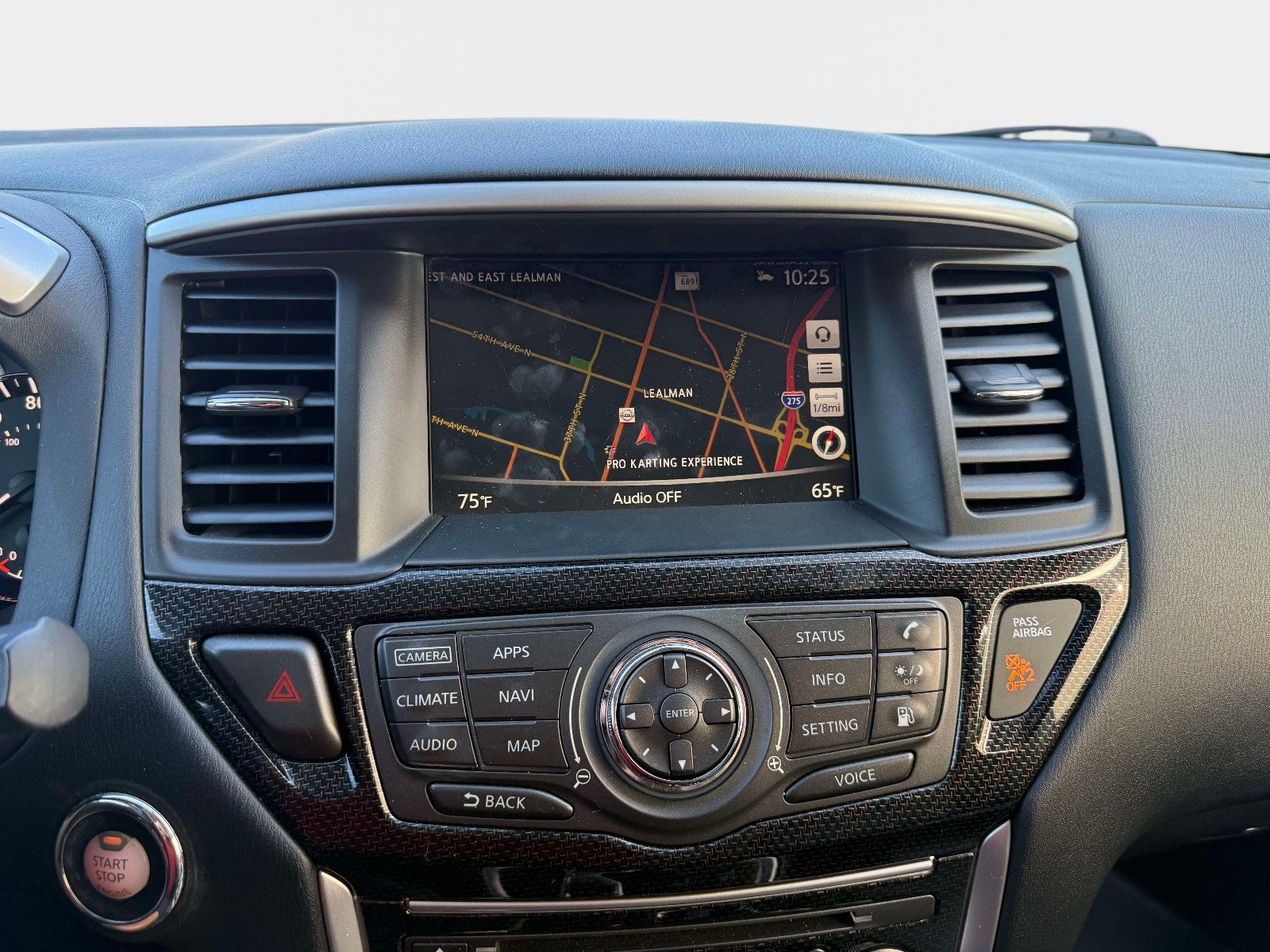 2020 Nissan Pathfinder SL
