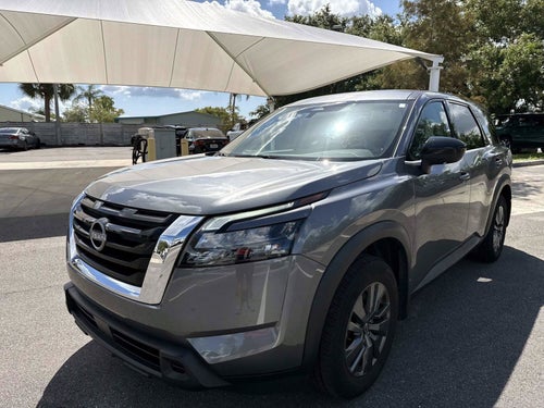2024 Nissan Pathfinder S