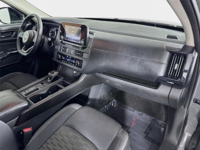 2024 Nissan Pathfinder S