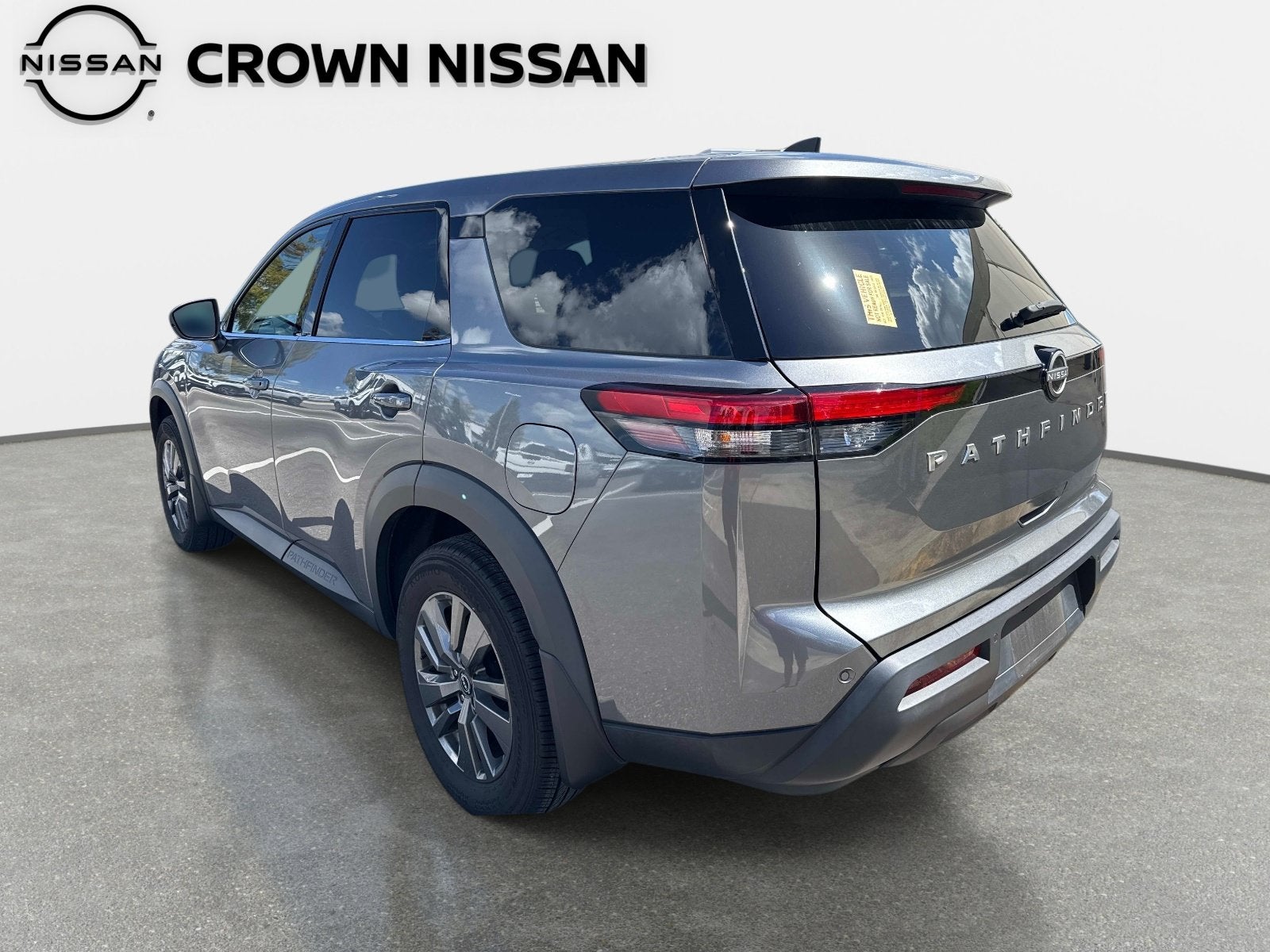 2024 Nissan Pathfinder S