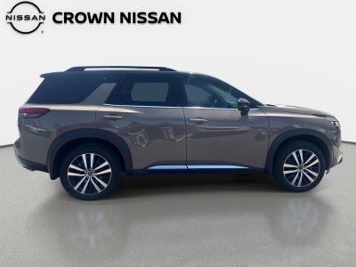 2024 Nissan Pathfinder Platinum