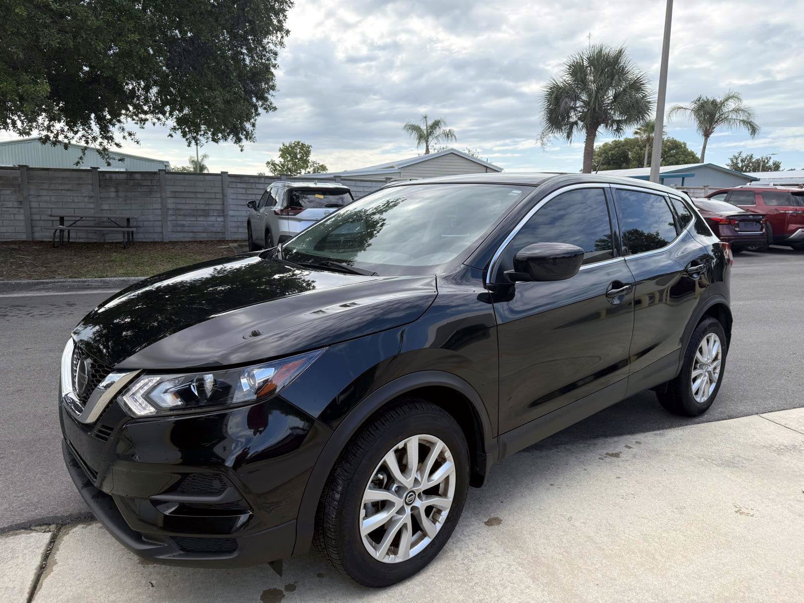 2022 Nissan Rogue Sport S