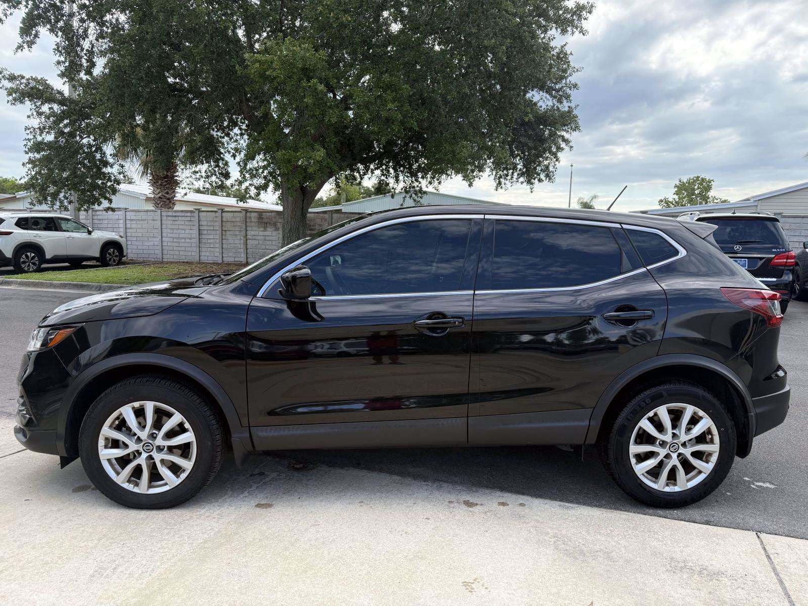 2022 Nissan Rogue Sport S