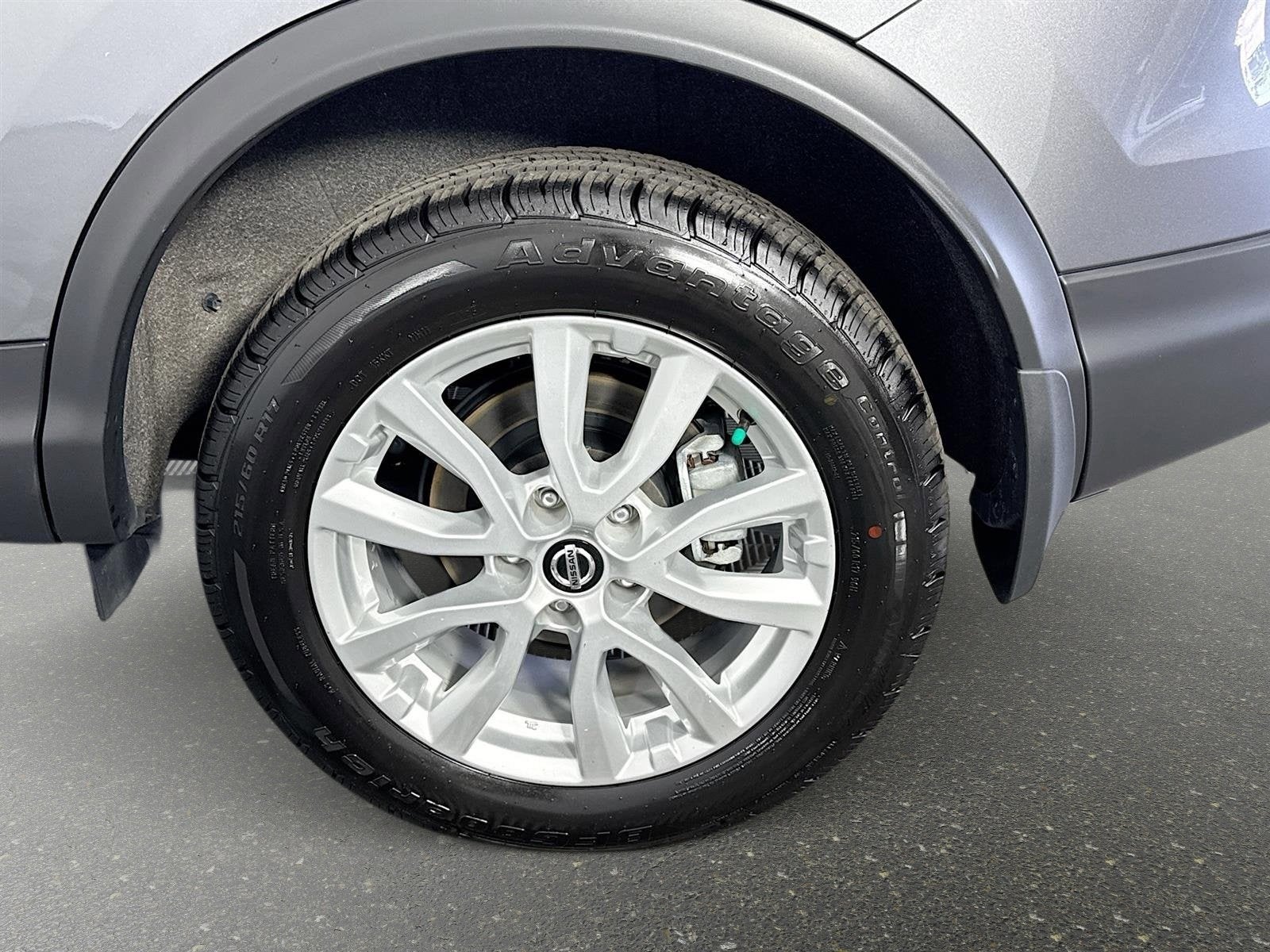 2022 Nissan Rogue Sport SV