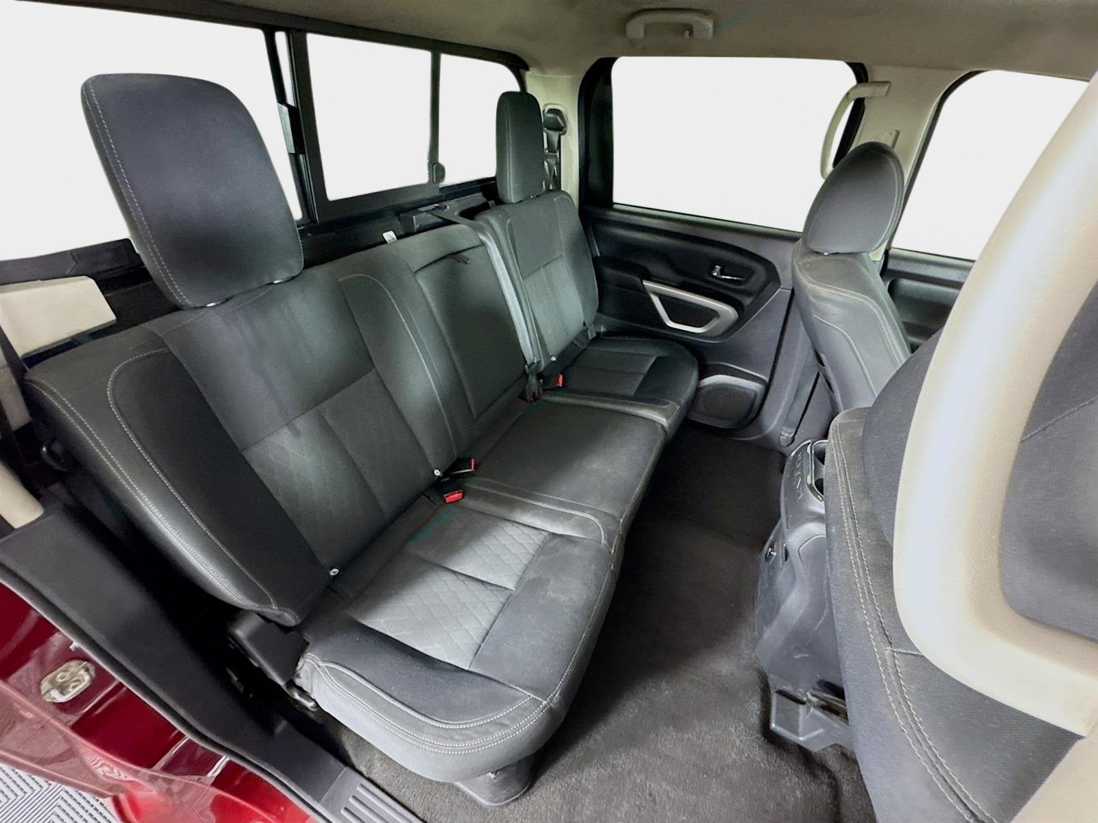 2018 Nissan Titan SV