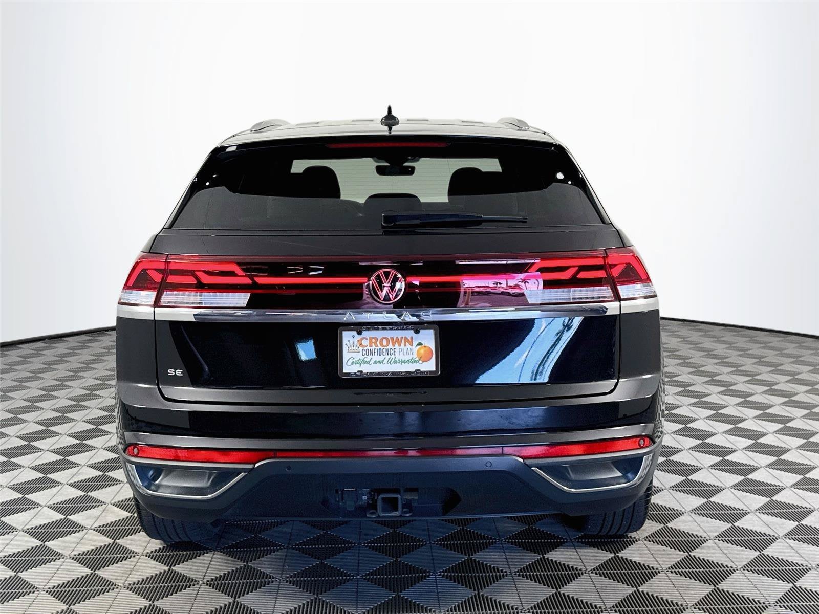 2024 Volkswagen Atlas Cross Sport 2.0T SE w/Technology