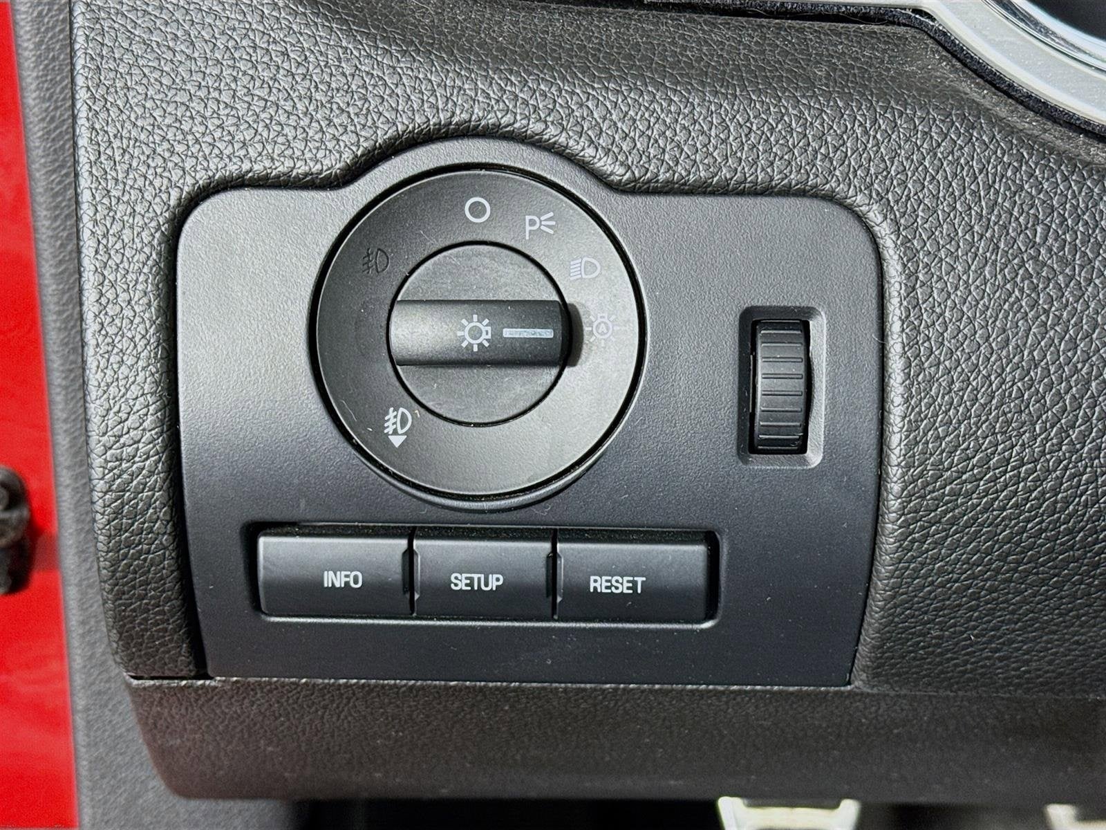 2011 Ford Mustang V6 Premium