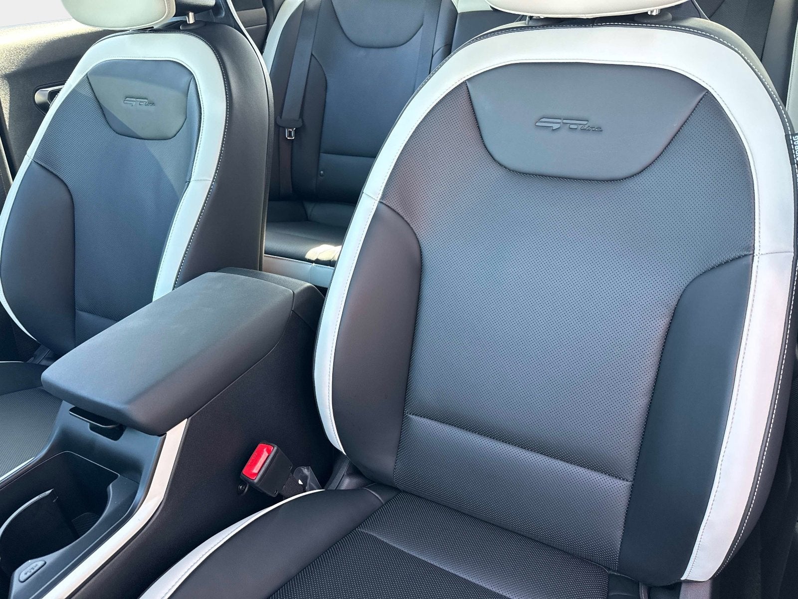 2025 Kia K4 GT-Line Turbo