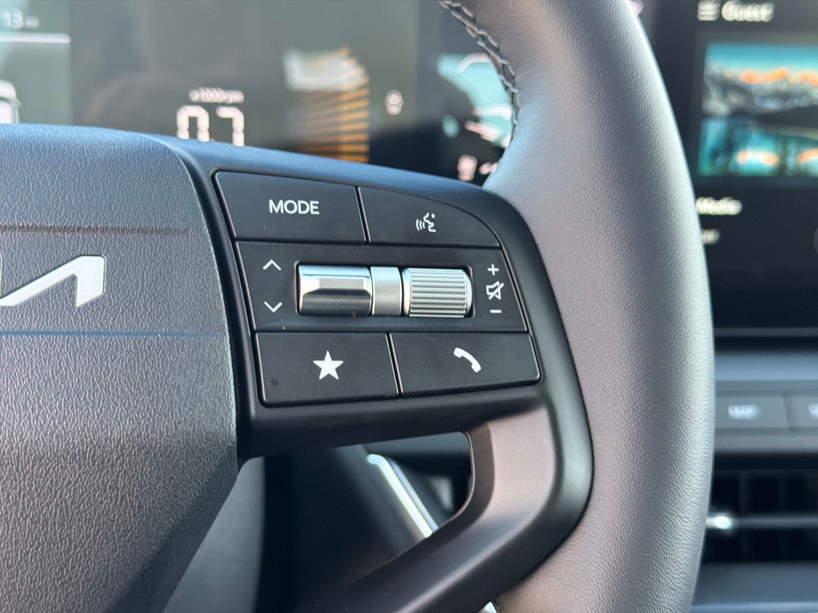 2026 Kia K4 Hatchback EX