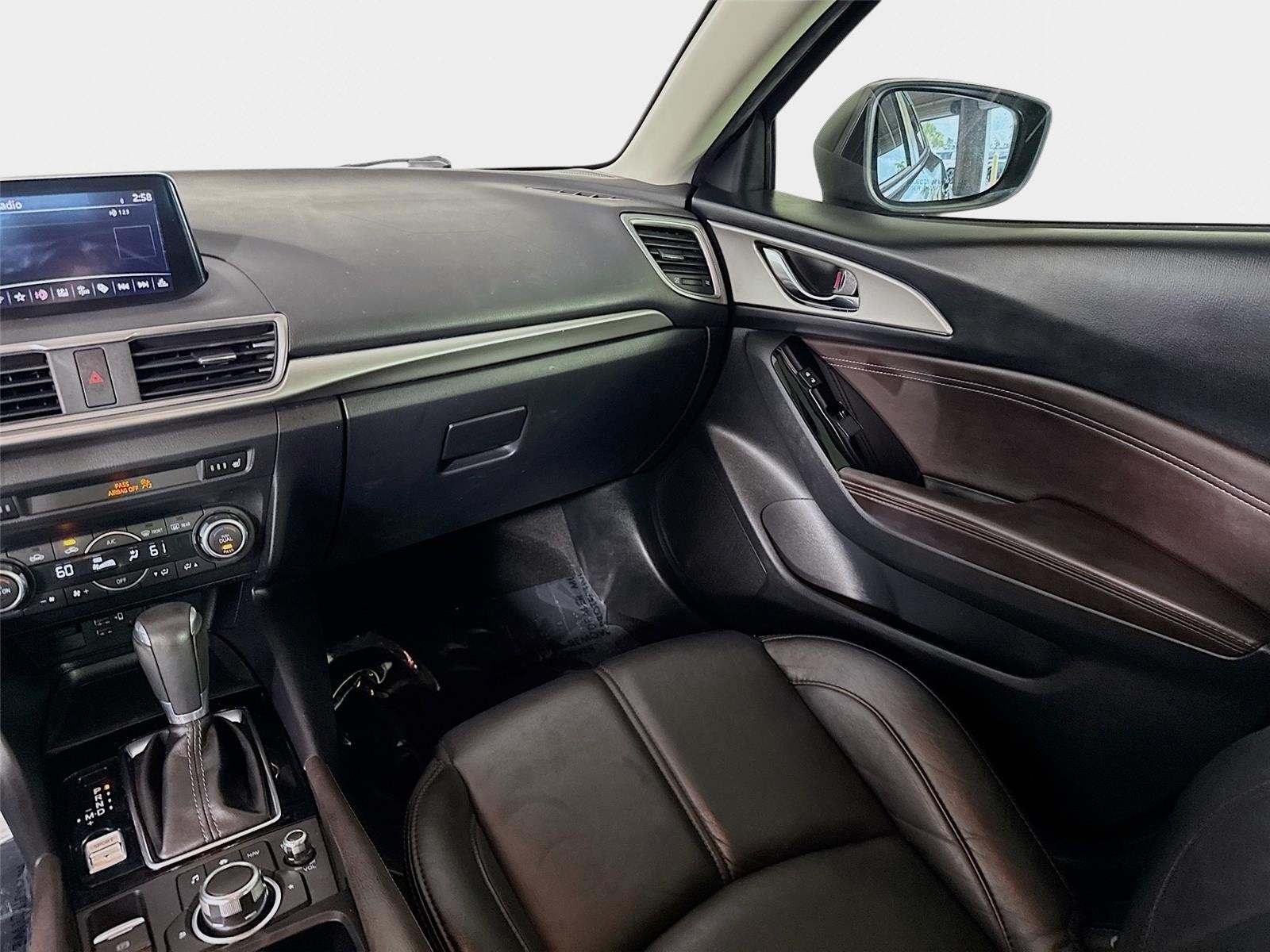 2018 Mazda Mazda3 4-Door Touring