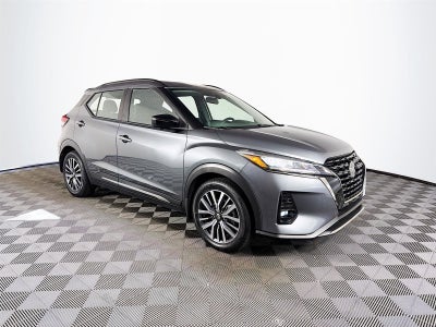 2021 Nissan Kicks SR