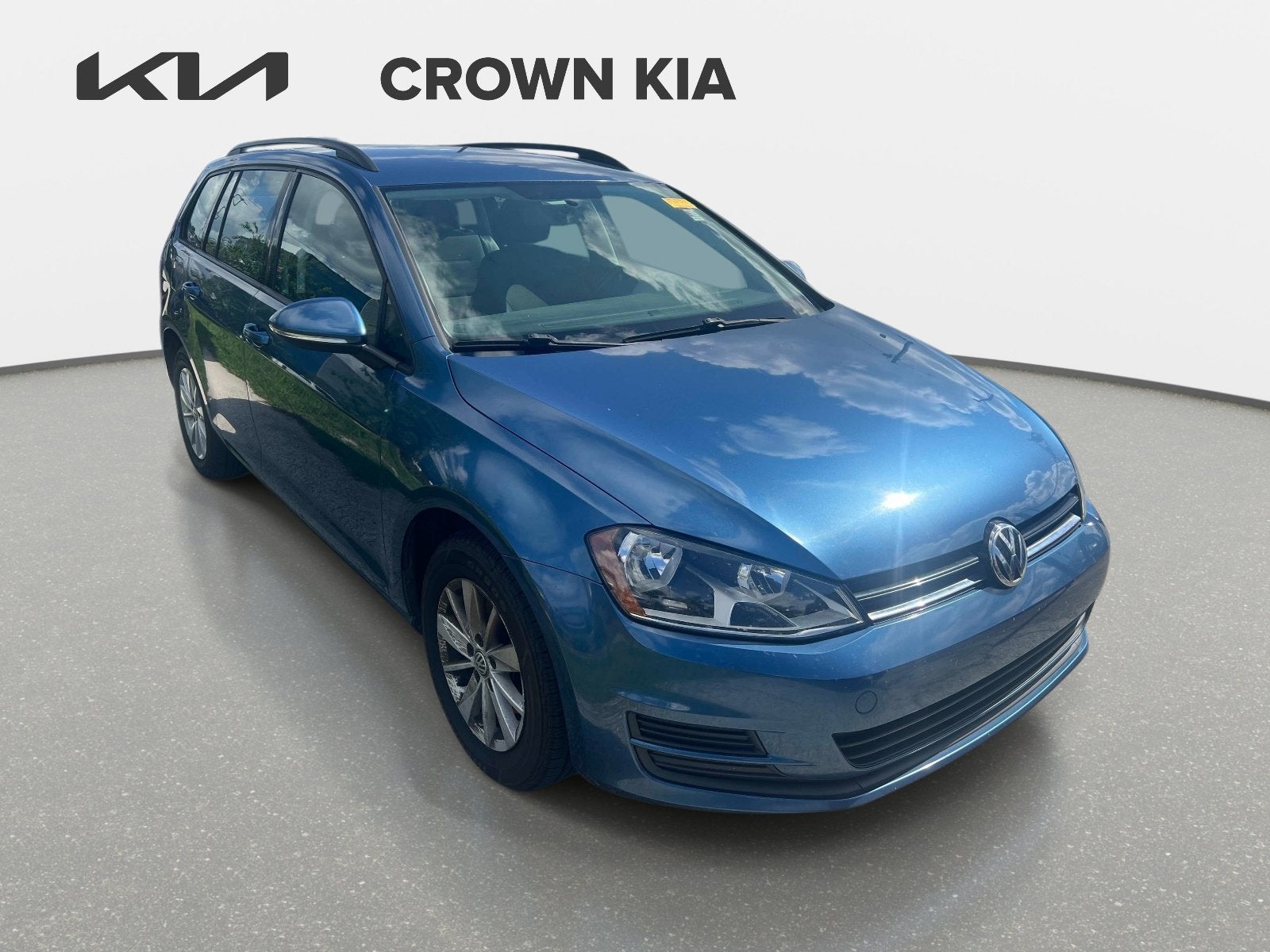 2017 Volkswagen Golf SportWagen Base
