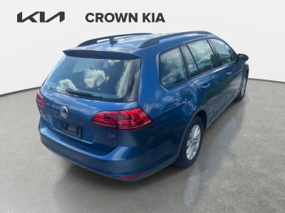 2017 Volkswagen Golf SportWagen Base