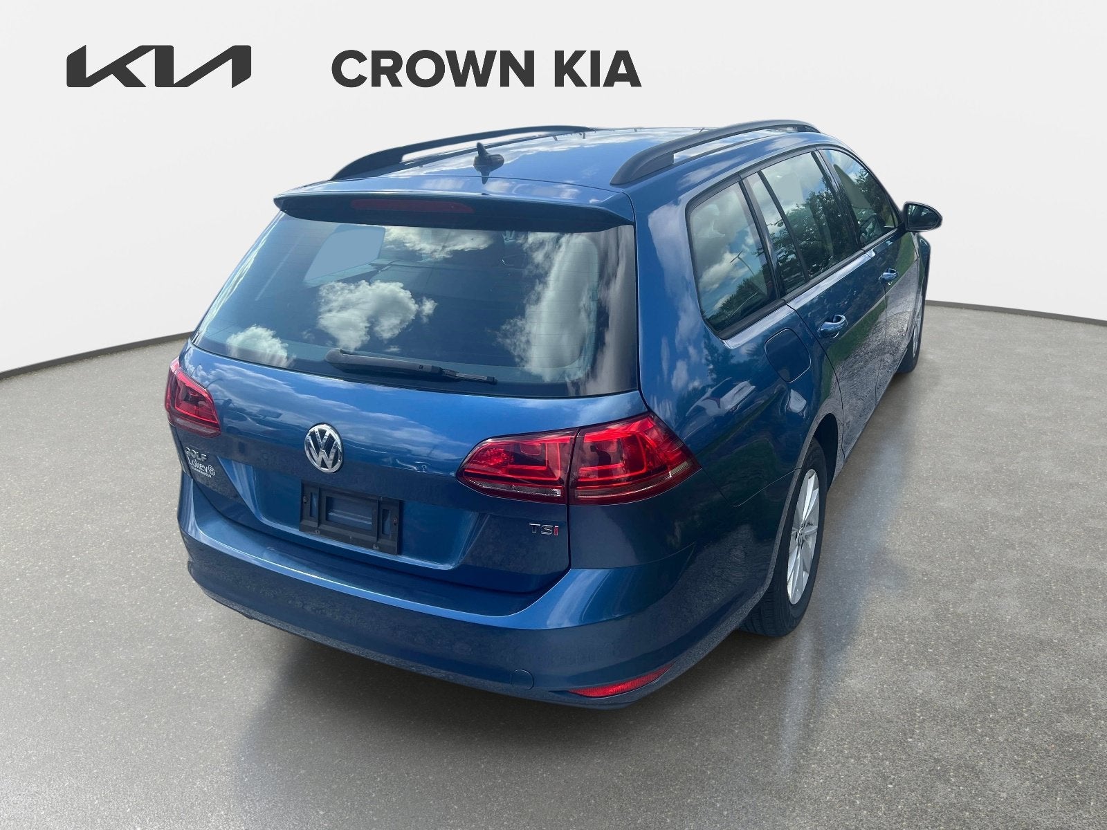2017 Volkswagen Golf SportWagen Base